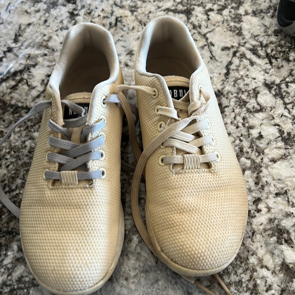 No bull off white (vanilla)trainers